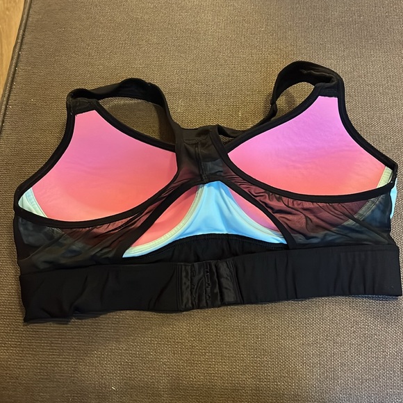 Sports Bra - Picture 2 of 3